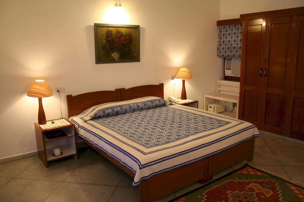Giri Homestay By Vista Rooms Jaipur Buitenkant foto